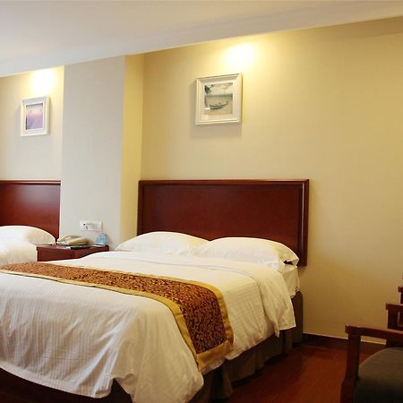 Greentree Inn Jiangsu Zhenjiang Dingmao Industrial Park Wode Square Express Hotel Εξωτερικό φωτογραφία