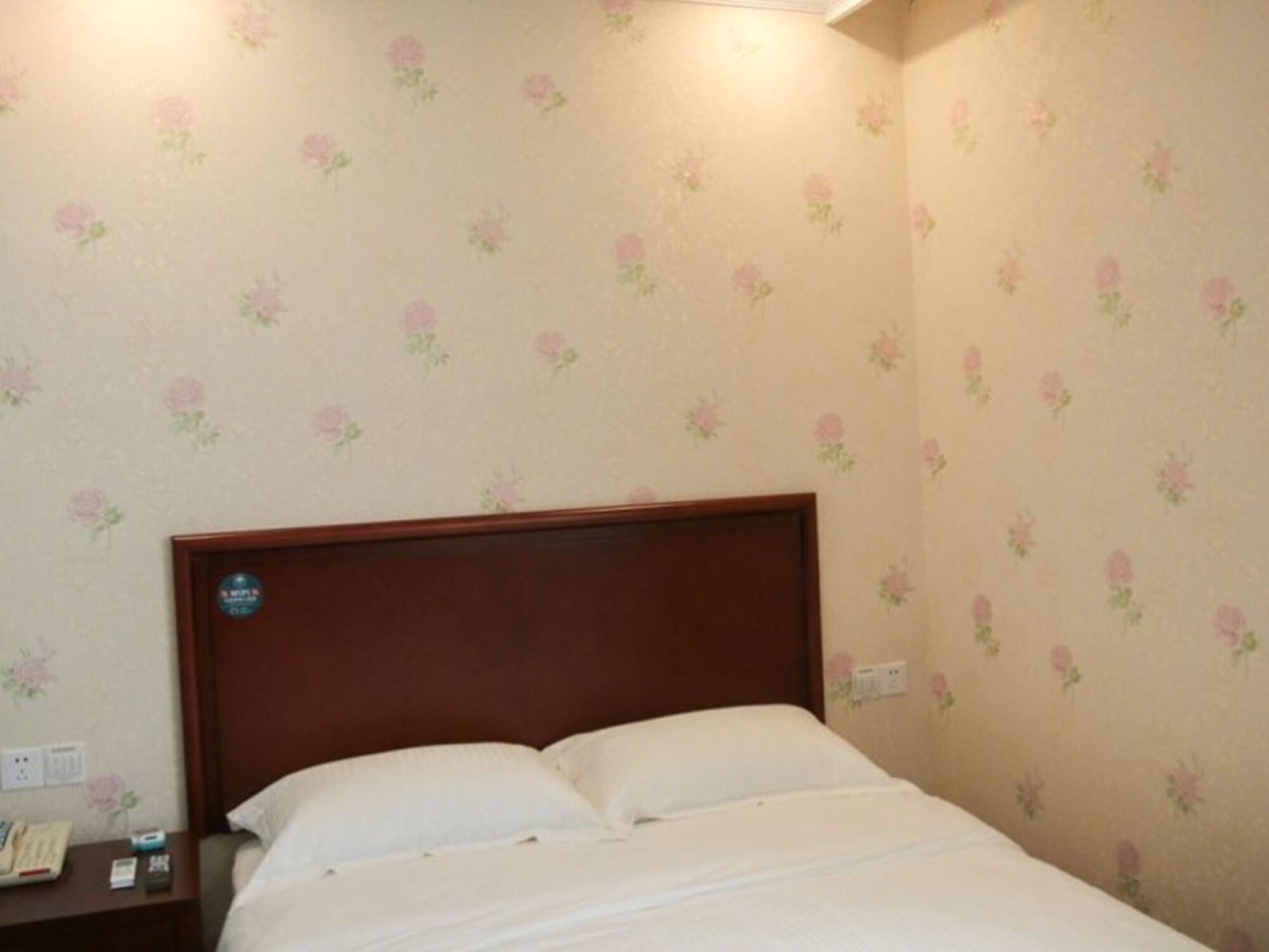 Greentree Inn Jiangsu Zhenjiang Dingmao Industrial Park Wode Square Express Hotel Εξωτερικό φωτογραφία