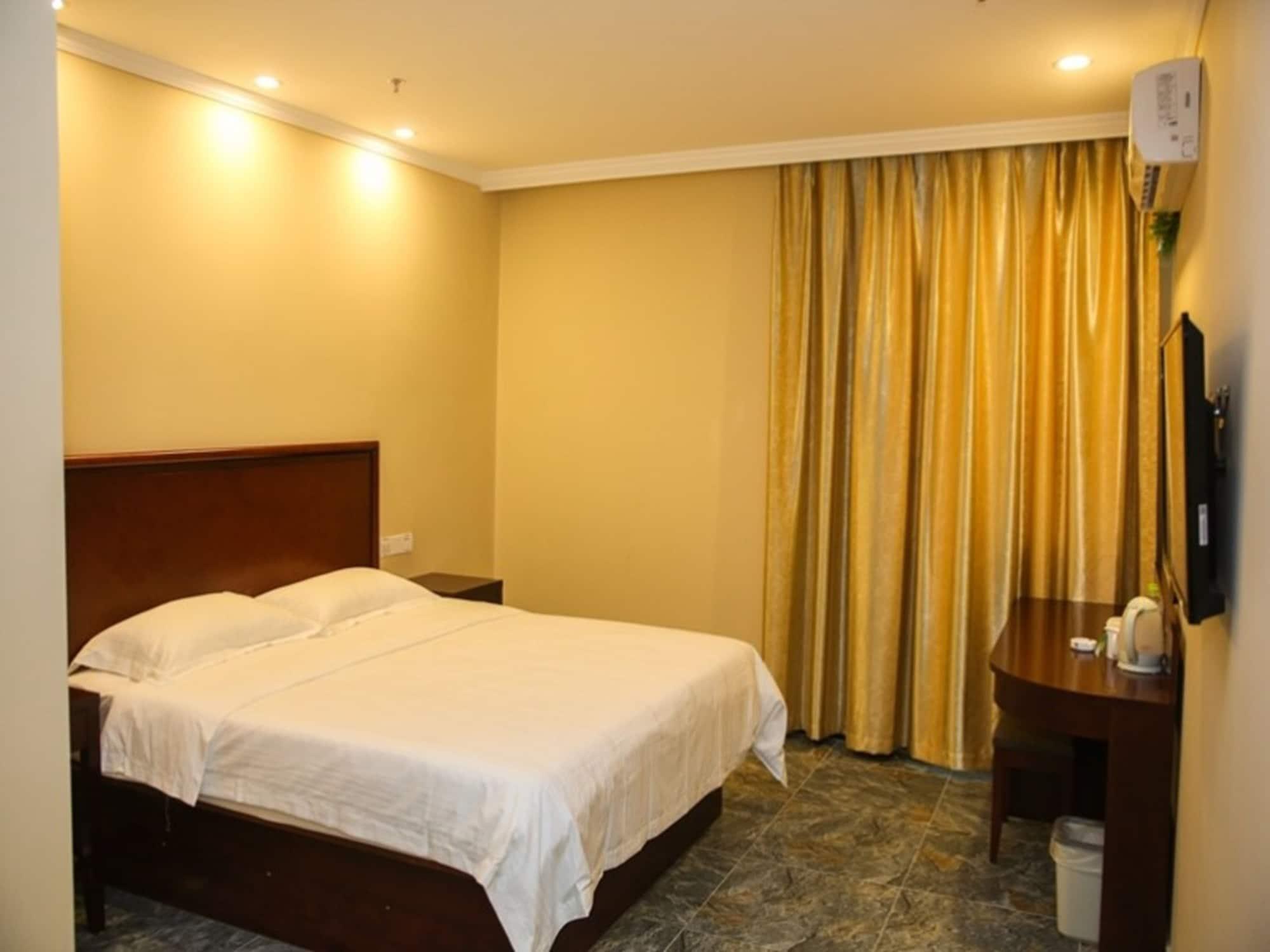 Greentree Inn Jiangsu Zhenjiang Dingmao Industrial Park Wode Square Express Hotel Εξωτερικό φωτογραφία